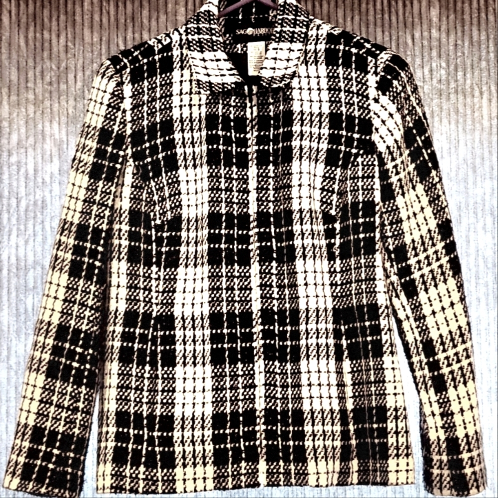 Women's Long Sleeve zip-up Jacket